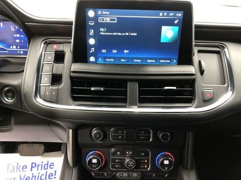 Used 2022 Chevrolet Tahoe LT w/ LT Signature Plus Package AWD/4WD image 21