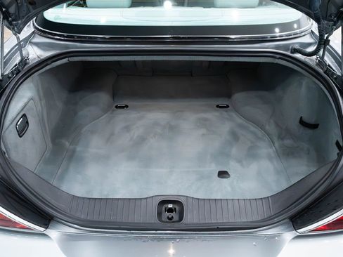 Used 2005 Jaguar XJ8 image 8