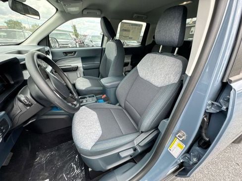 New 2025 Ford Maverick XLT image 11