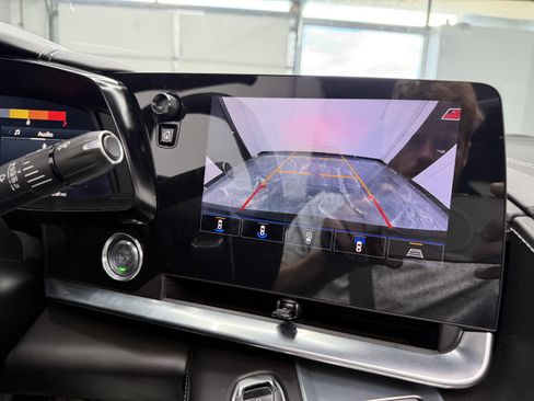 Used 2021 Chevrolet Corvette Stingray Premium Cpe w/ 3LT image 21