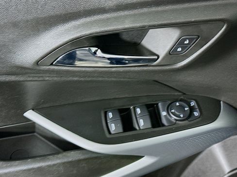 Used 2024 Chevrolet Trax RS w/ Driver Confidence Package image 15