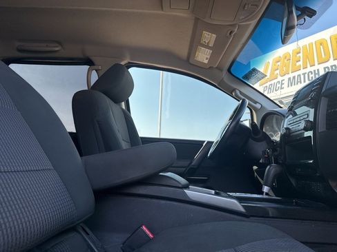 Used 2014 Nissan Titan SV w/ SV Value Truck Package image 20