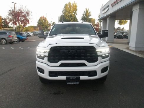 New 2026 RAM 2500 Limited image 3
