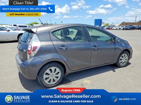 Used 2014 Toyota Prius C Two FWD image 4