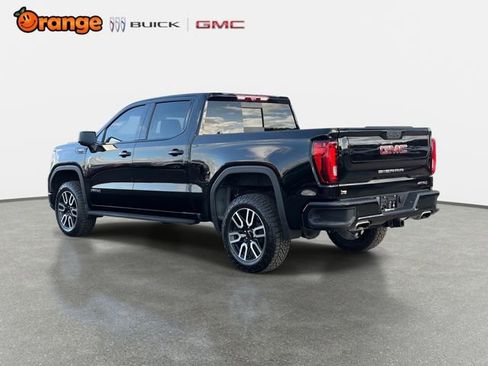 Used 2024 GMC Sierra 1500 AT4 w/ Technology Package AWD/4WD image 5