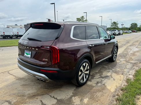 Used 2021 Kia Telluride S AWD/4WD image 3