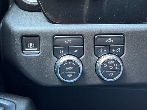 Used 2023 GMC Sierra 1500 Elevation AWD/4WD image 36