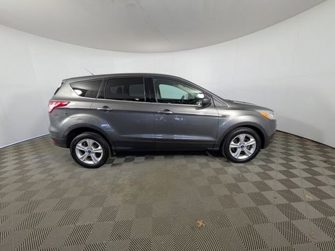 Used 2014 Ford Escape SE image 2