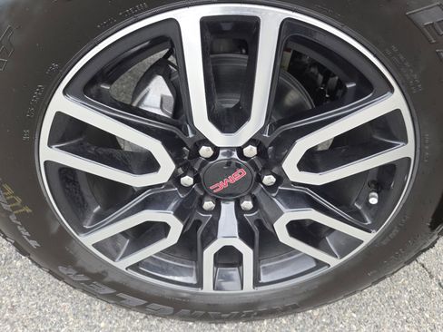 New 2026 GMC Sierra 1500 AT4 w/ AT4 Premium Package image 16