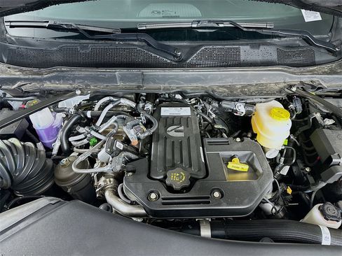 New 2026 RAM 3500 Tradesman w/ Chrome Appearance Group image 18