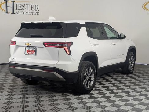 Used 2025 Chevrolet Equinox LT FWD image 7