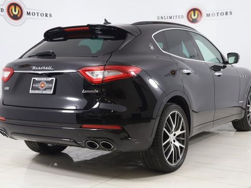 Used 2018 Maserati Levante S GranSport AWD/4WD image 3