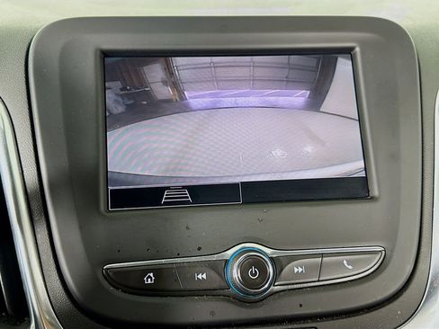 Used 2022 Chevrolet Equinox LT image 34