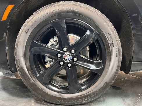 Used 2023 Buick Enclave Essence w/ Experience Buick Package image 33