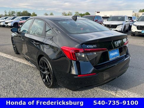Used 2024 Honda Civic Sport image 4