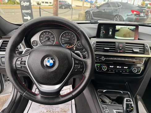Used 2017 BMW 330i xDrive Wagon image 26