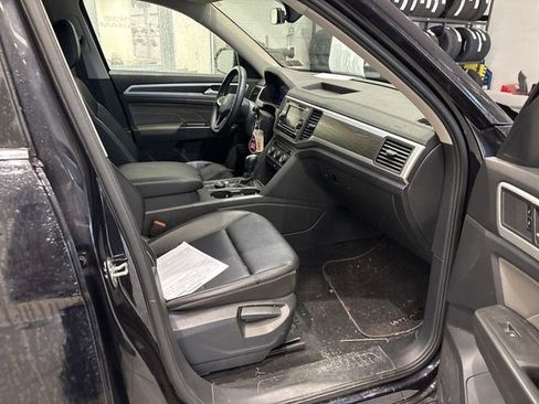 Used 2023 Volkswagen Atlas SE image 16