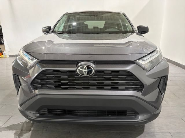Used 2024 Toyota RAV4 LE FWD image 8