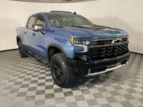 Used 2024 Chevrolet Silverado 1500 ZR2 w/ Technology Package AWD/4WD image 3