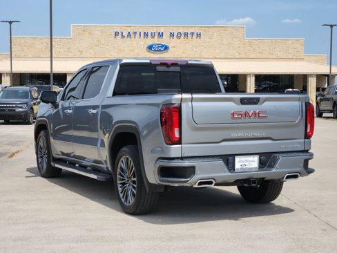 Used 2023 GMC Sierra 1500 Denali RWD image 4