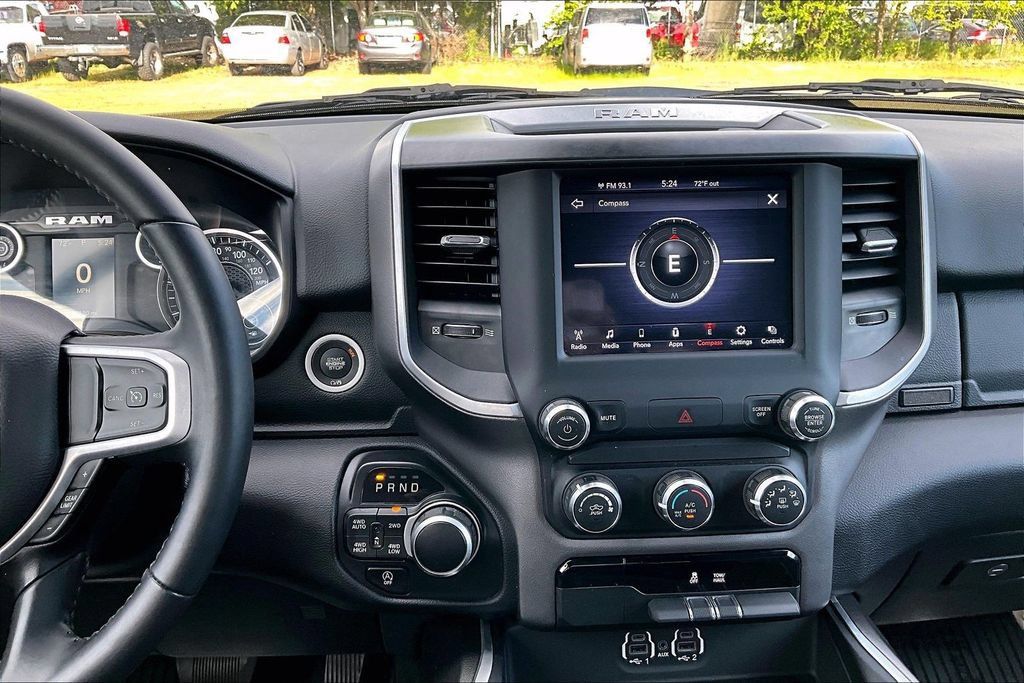 Used 2021 RAM 1500 Big Horn AWD/4WD image 7