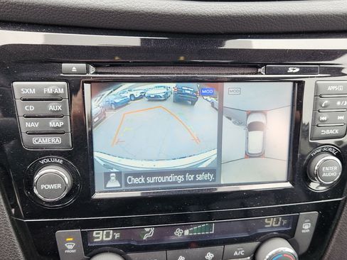 Used 2018 Nissan Rogue Sport SL w/ SL Premium Package image 15