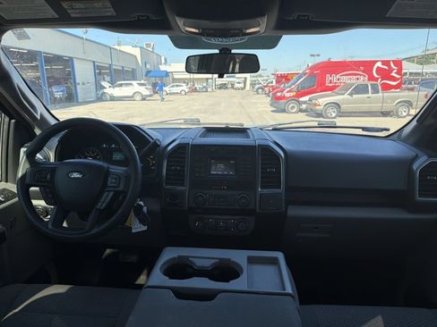 Used 2017 Ford F150 XLT RWD image 19