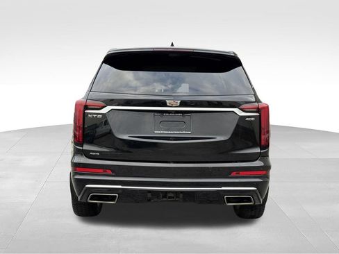 Used 2022 Cadillac XT6 Premium Luxury w/ Technology Package AWD/4WD image 9