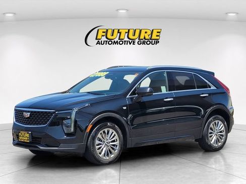 Used 2024 Cadillac XT4 Premium Luxury FWD image 5