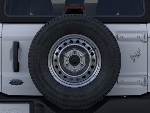 New 2025 Ford Bronco Base image 46