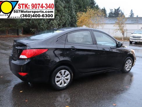 Used 2016 Hyundai Accent SE FWD image 9