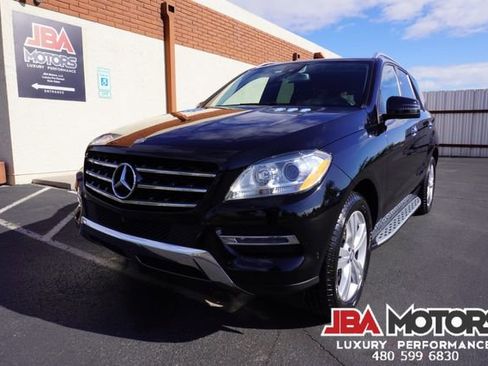 Used 2014 Mercedes-Benz ML 350 ML Class 350 SUV Rear DVD image 15