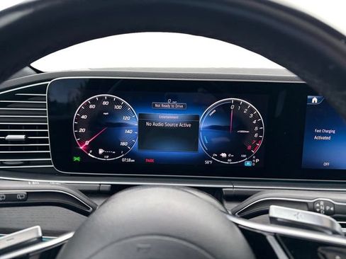 Used 2024 Mercedes-Benz GLE 450e 4MATIC image 14