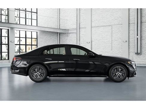 New 2026 Mercedes-Benz E 450 4MATIC Sedan image 2