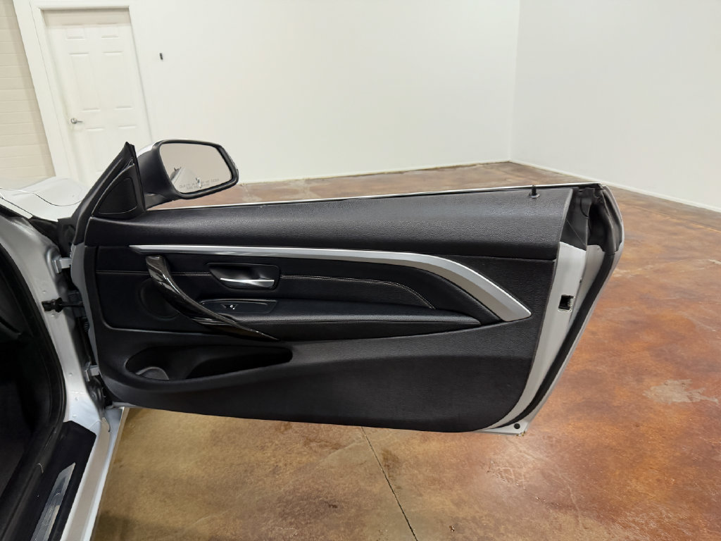 Used 2018 BMW 430i xDrive Convertible AWD/4WD image 59