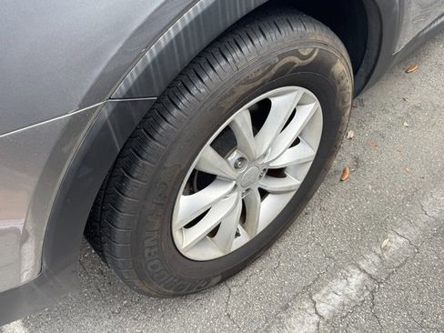 Certified 2018 Kia Sorento LX image 7