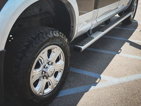 Used 2016 RAM 2500 Laramie w/ Protection Group AWD/4WD image 30