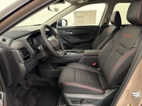 New 2026 Nissan Rogue SV AWD/4WD image 14