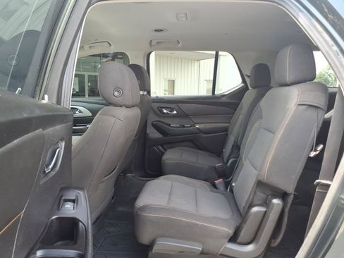 Used 2020 Chevrolet Traverse LT w/ LPO, Floor Liner Package FWD image 12