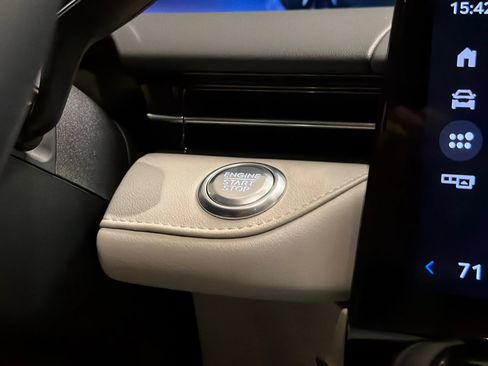 New 2026 Lincoln Nautilus Premier AWD/4WD image 25