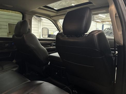 Used 2018 RAM 3500 Laramie w/ Sport Appearance Group AWD/4WD image 29