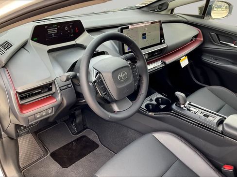 New 2026 Toyota Prius Plug-In Hybrid FWD image 8
