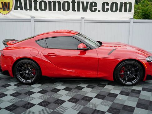 Used 2025 Toyota Supra Premium w/ Driver Assist Package RWD image 5