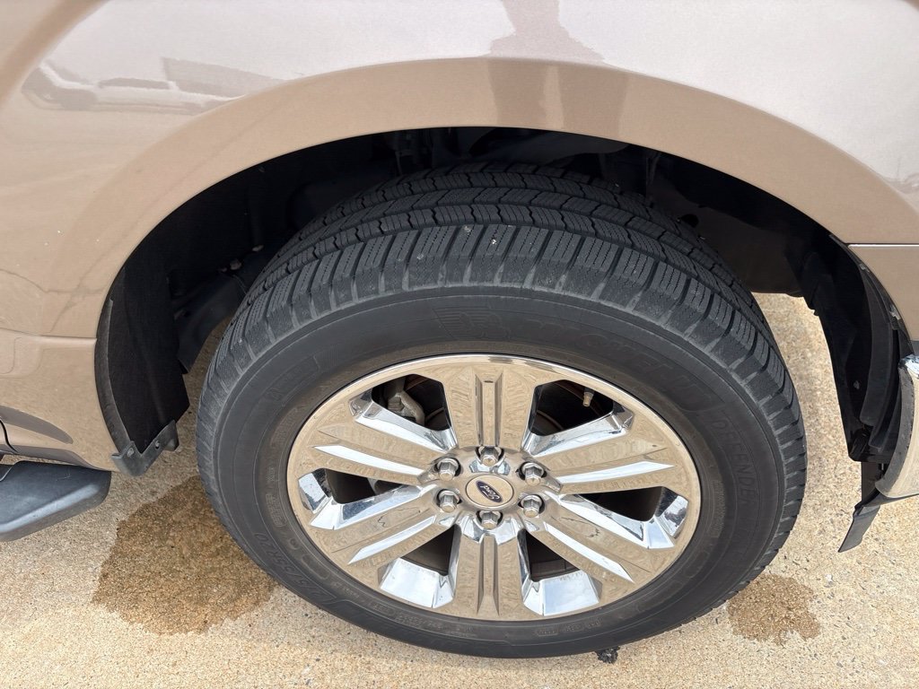 Used 2019 Ford F150 XLT w/ Equipment Group 302A Luxury RWD image 2