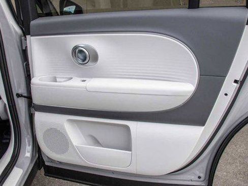 New 2026 Hyundai Ioniq 9 SE image 23