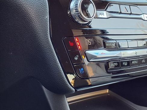 Used 2021 Ford Explorer Limited w/ Equipment Group 301A image 5