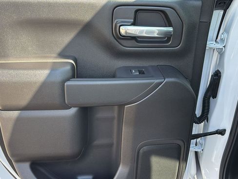 New 2026 GMC Sierra 2500 Pro image 17