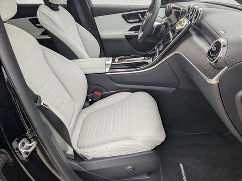 Used 2026 Mercedes-Benz GLC 300 image 21