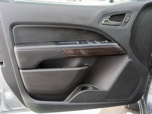 Used 2022 GMC Canyon Elevation image 15