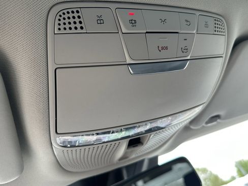 Certified 2022 Mercedes-Benz GLC 300 4MATIC w/ Multimedia Package Lite image 33